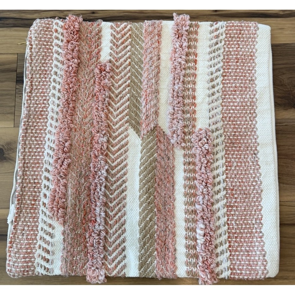 Pottery Barn Textured Woven Pillow Cover 24x24 Pink Ivory Boho Tufted Zip